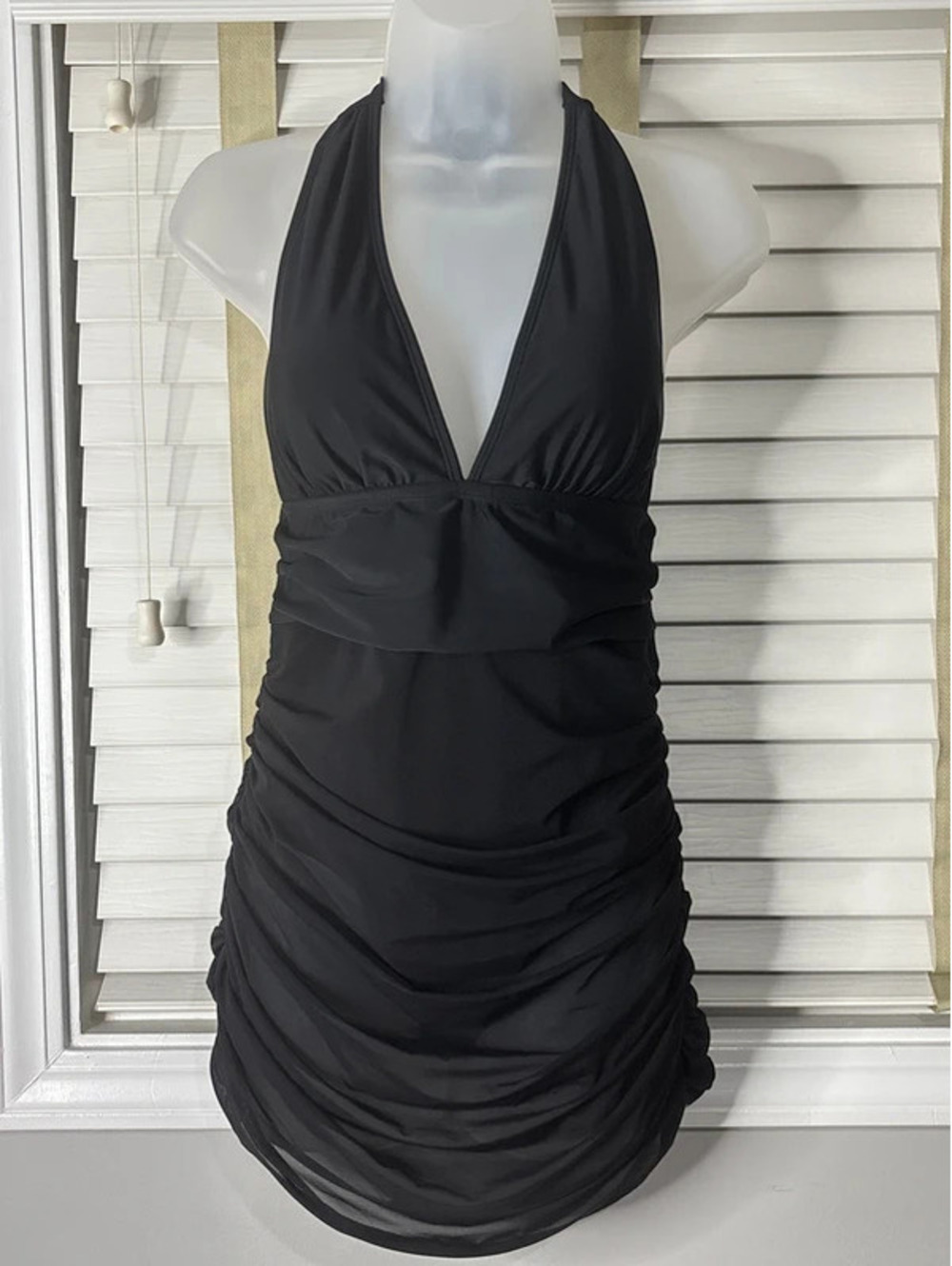 Cupshe one pc swimsuit size M
